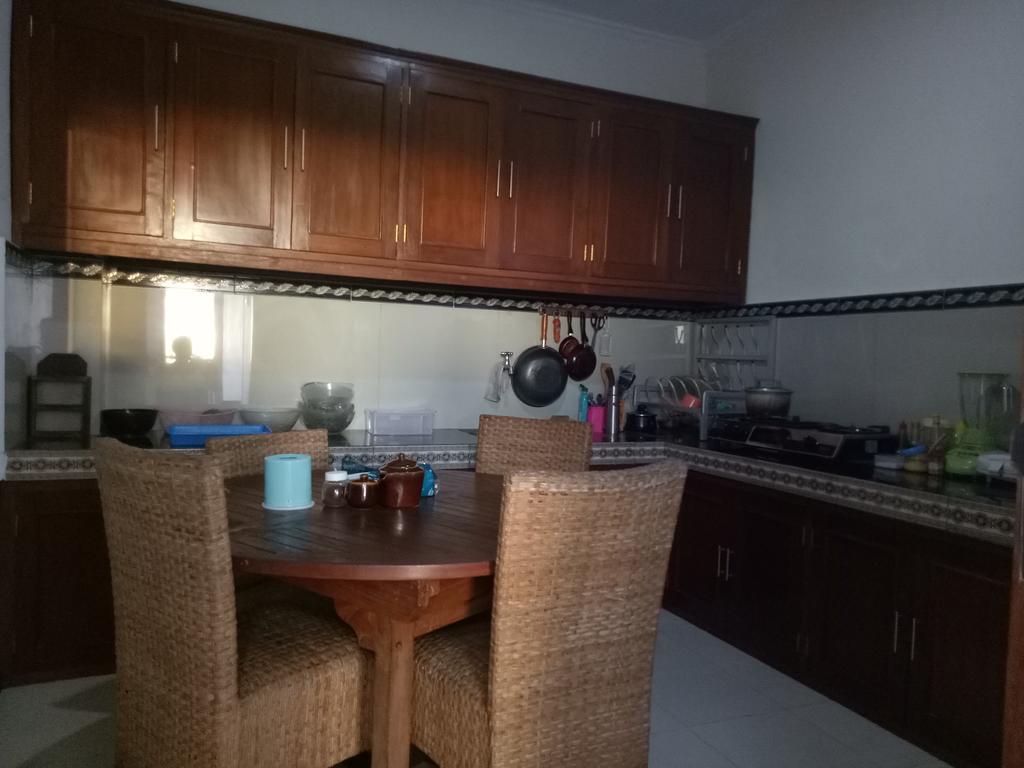 Putra Guest House Ubud Esterno foto