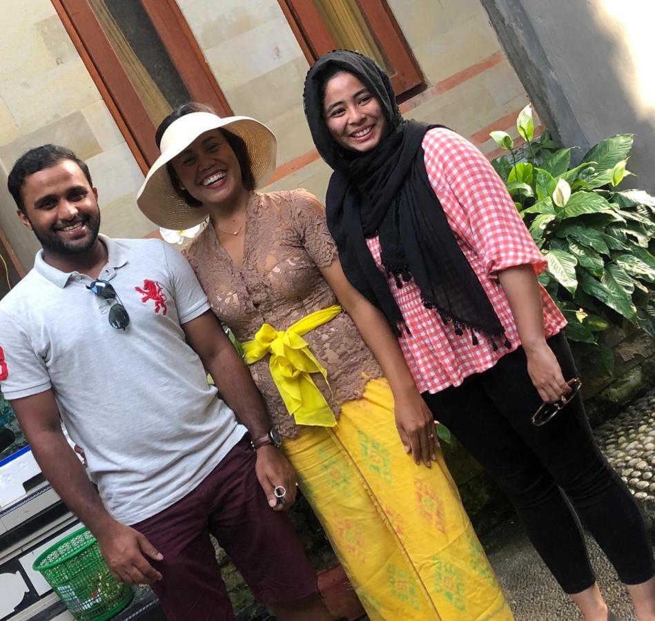 Putra Guest House Ubud Esterno foto